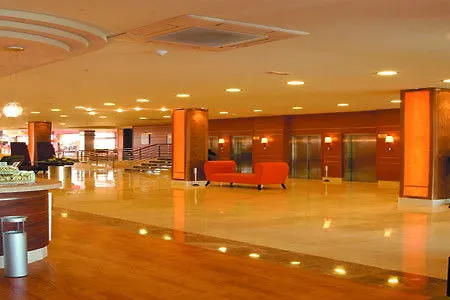 Evenia Olympic يوريت دي مار